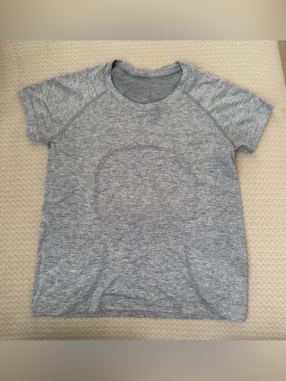 lululemon athletica Heather Gray Swiftly Tech Tee